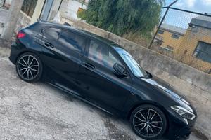 BMW serie 1 118d F40