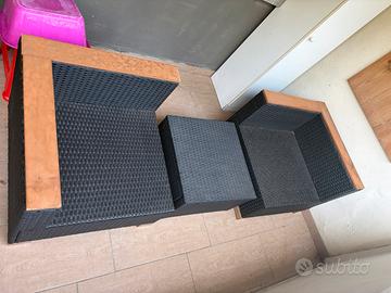 Sedie con tavolino per balcone e giardino