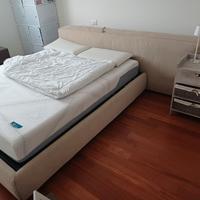 Letto matrimoniale con contenitore