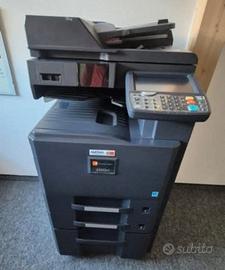 Stampante multifunzione laser a colori A3