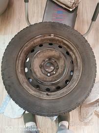 4 gomme invernali più cerchi