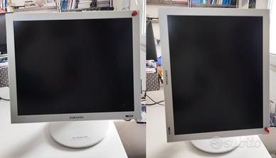 Monitor  ruotabile Samsung SyncMaster 173P, 17"