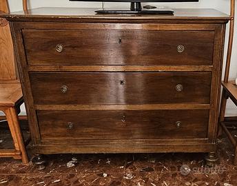 Cassettone antico in legno massello – 3 cassetti
