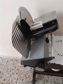 vende affettatrice 