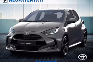 Toyota Yaris 1.5h 130 Premium