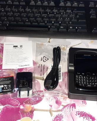 BLACKBERRY CURVE 9360 CON TUTTI GLI ACCESSORI