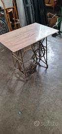 tavolino  con base macchina cucire. Rimini 