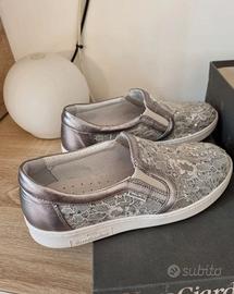 SCARPE DONNA NERO GIARDINI