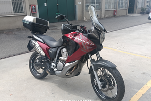 Honda transalp 700