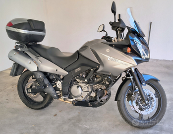 Suzuki V-Strom DL 650 2008