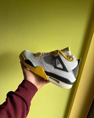 Jordan 4 vivid sulfur