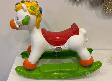 Dondolo cavallino per bambini con suoni luci