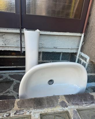 Lavabo a colonna
