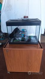 acquario con circolatore e tt gli accessori 