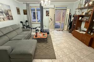 VILLA A SCHIERA CON CORTILE - VIA TUVERI, CABRAS