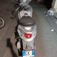 piaggio liberty 200