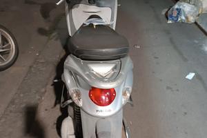 piaggio liberty 200