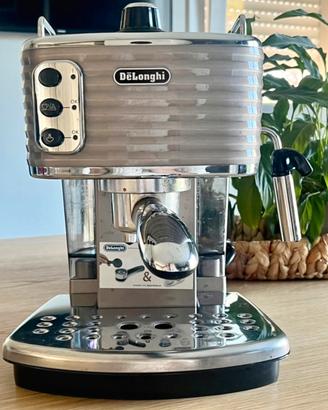 Macchina per caffe’