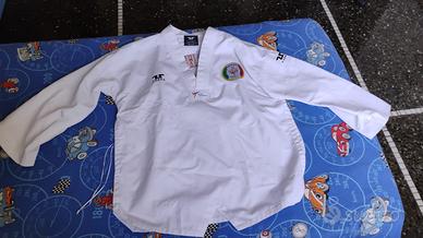 Dobok taekwondo