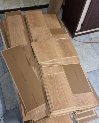 Laminato 20 mq circa