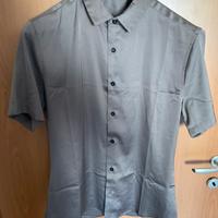 Camicia in raso maniche corte nuova