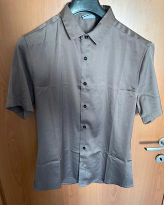 Camicia in raso maniche corte nuova