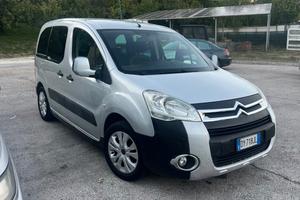 Citroen berlingo 5posti 1.6 HDi gancio traino Neop