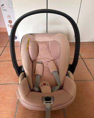 Seggiolino Cybex cloud t i-size rosa pesca