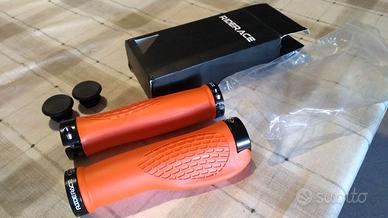 manopole riderace bicicletta mtb manubrio piatto