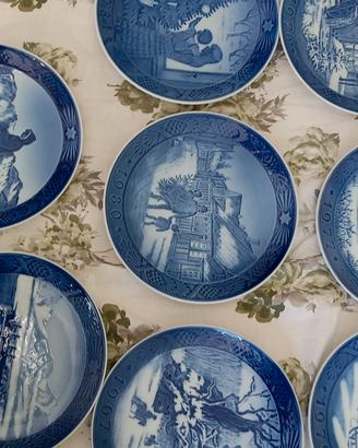 Lotto 8 Piatti Royal Copenhagen da Collezione