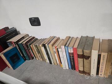 150 libri vari