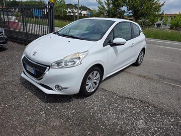 Peugeot 208 1.2 VTi 82 CV 3 porte Access
