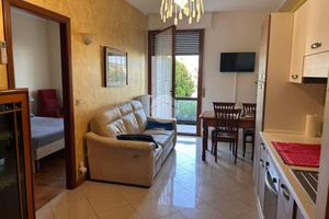 2 LOCALI A DESENZANO DEL GARDA
