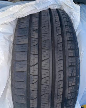 Treno gomme PIRELLI 235/55R17 M+S