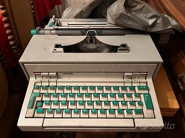 Macchina da Scrivere Olivetti Praxis 48 - Design E