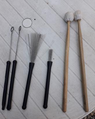 bacchette batteria e spazzole