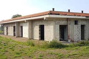 Villa di 600 m² con 5 locali e box auto doppio a S