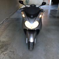 Yamaha Majesty