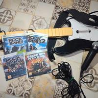 4 giochi + Chitarra + microfono Rock Band