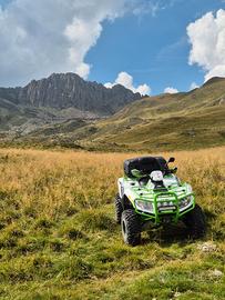 Quad Arctic Cat 1000