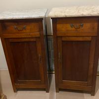 Comodini antichi in noce piano in marmo