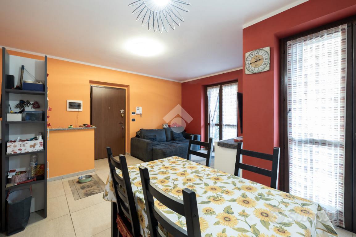 4 LOCALI A RIVA PRESSO CHIERI - Vista 6