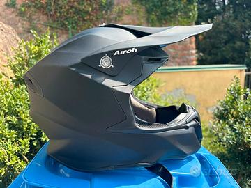 Casco cross Airoh