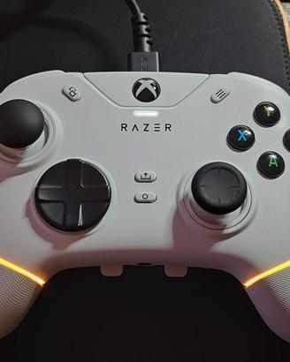 Controller Razer Wolverine V2 chroma