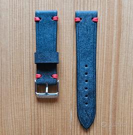 cinturino artigianale in pelle per orologio 