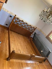 Letto matrimoniale con rete di ferro