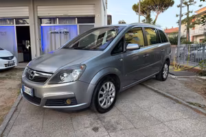 Opel Zafira 1.6 16V ecoM 94CV Cosmo