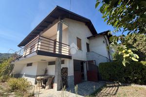 VILLA SINGOLA A CUMIANA
