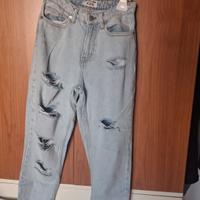 jeans strappati 