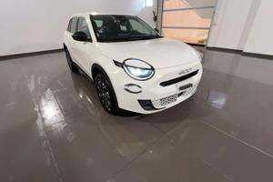 Fiat 600 Hybrid 110 CV DCT MHEV La Prima RENT TO B